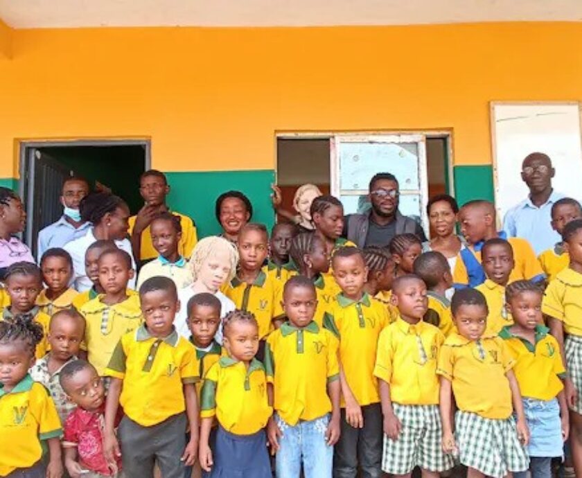 childpic4-ezgif.com-webp-to-jpg-converter